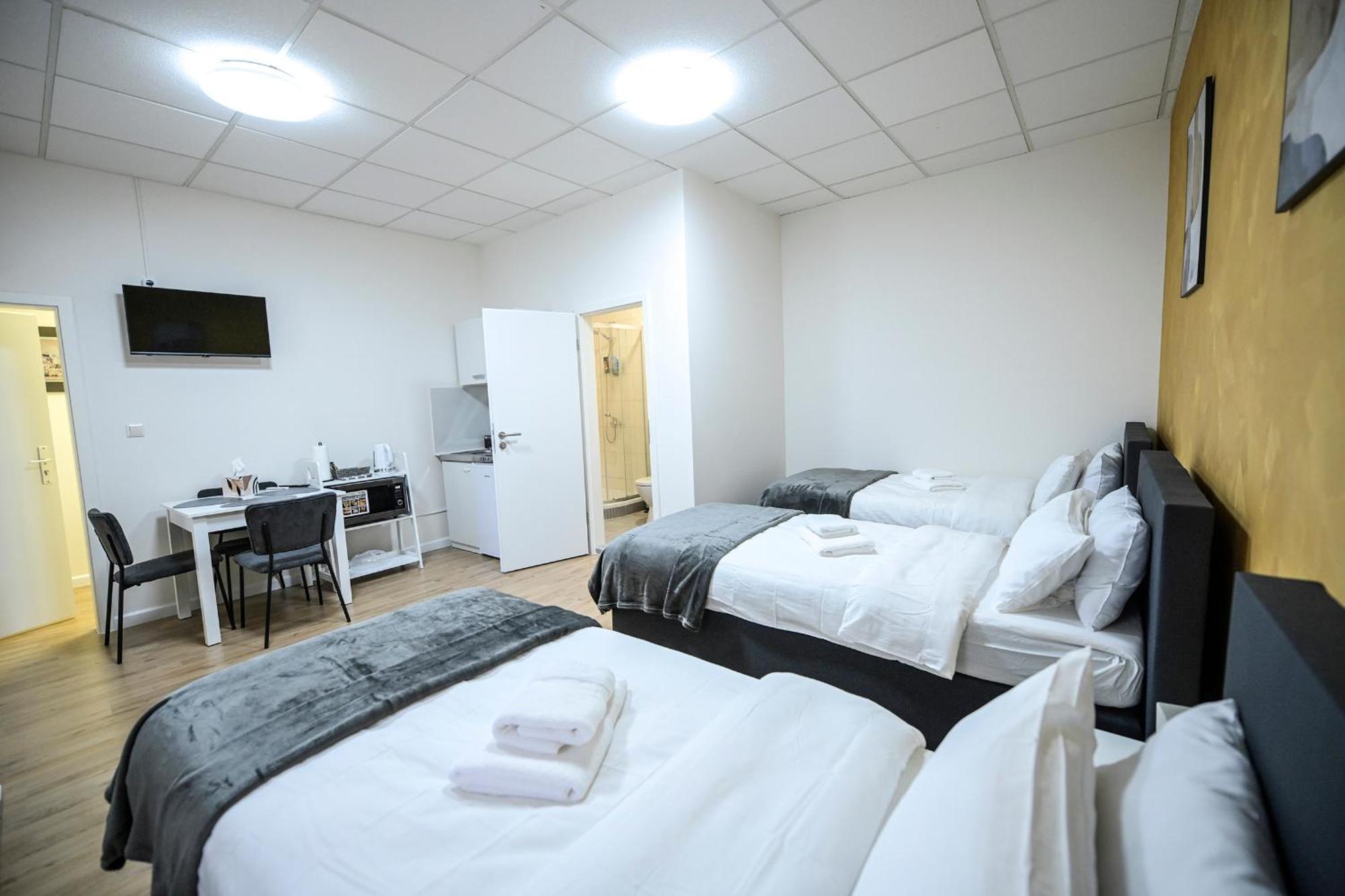 Glow Apartment Magdeburg Exterior photo