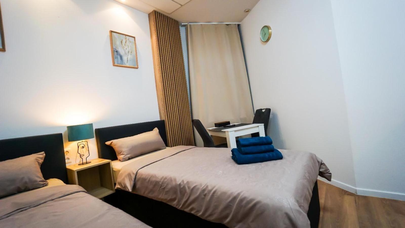Glow Apartment Magdeburg Exterior photo