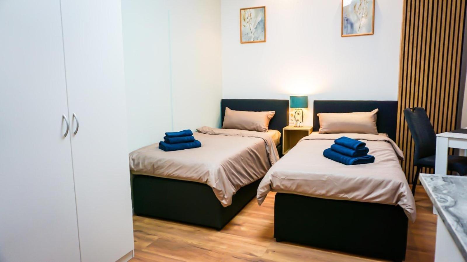 Glow Apartment Magdeburg Exterior photo