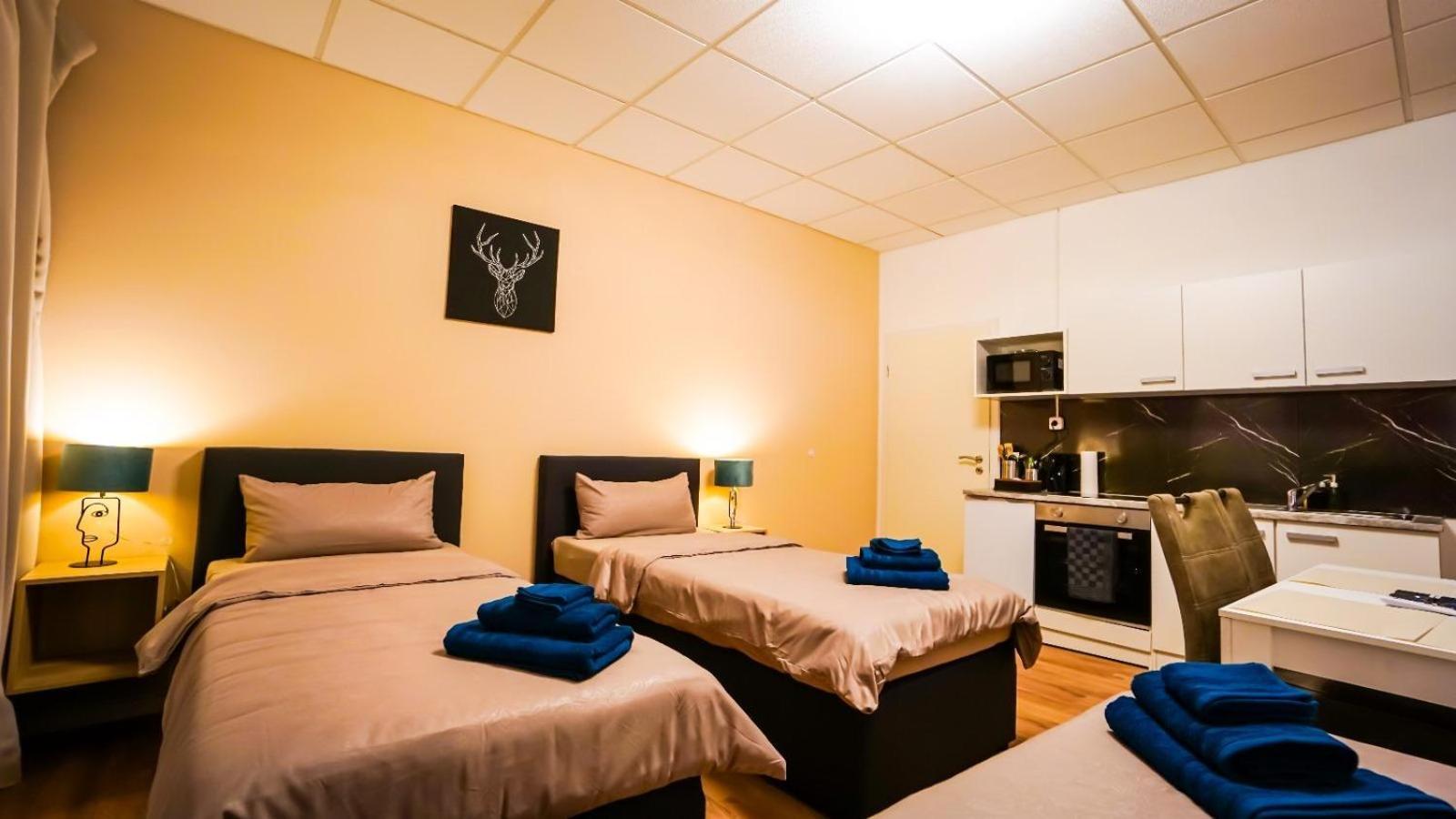 Glow Apartment Magdeburg Exterior photo